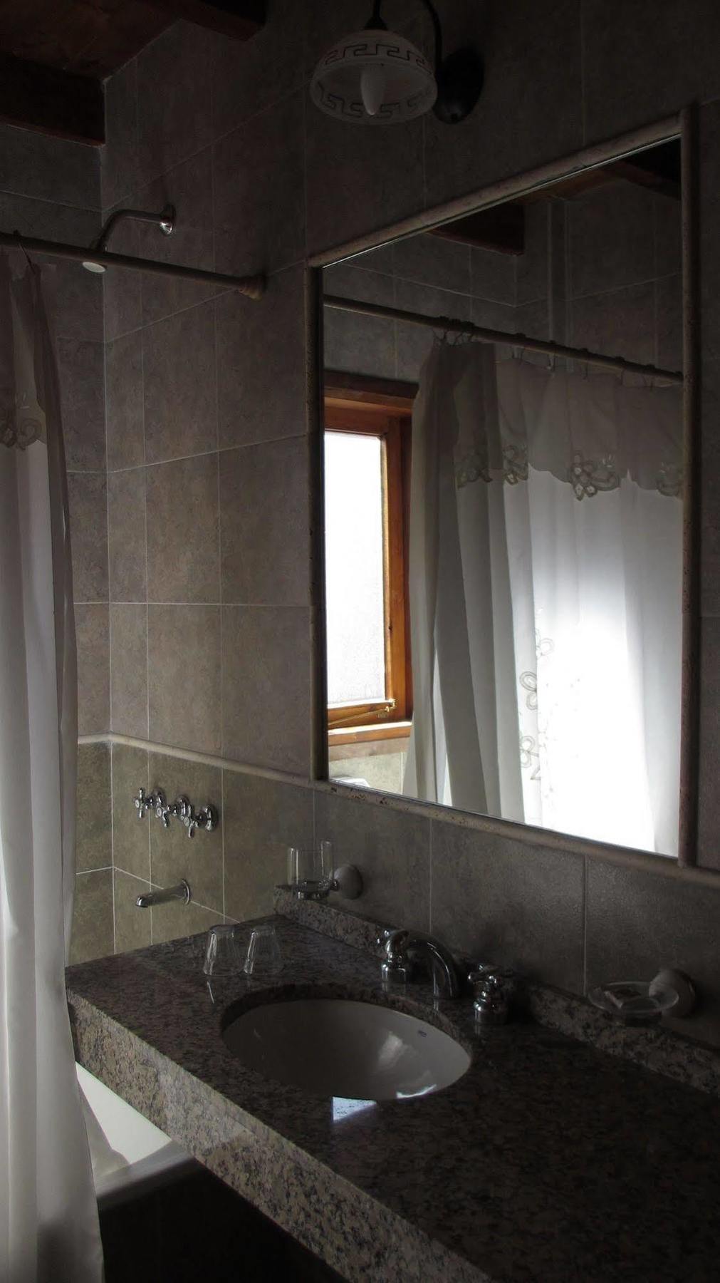 Hosteria Brisas Del Cerro Villa La Angostura Εξωτερικό φωτογραφία