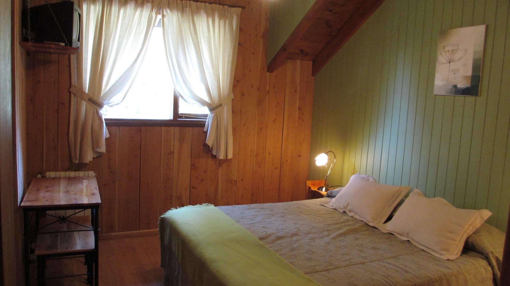 Hosteria Brisas Del Cerro Villa La Angostura Εξωτερικό φωτογραφία